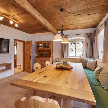 Haus Hoamat - Almrausch Lägenhet